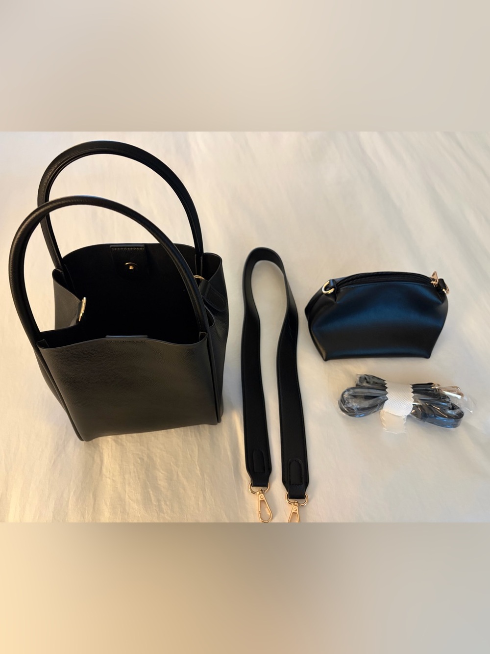 Hollace Tote: Mini Edition